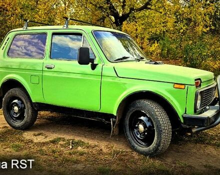Зеленый ВАЗ Нива, объемом двигателя 1.6 л и пробегом 0 тыс. км за 2100 $, фото 2 на Automoto.ua