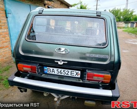 Зеленый ВАЗ Нива, объемом двигателя 1.6 л и пробегом 26 тыс. км за 3700 $, фото 4 на Automoto.ua