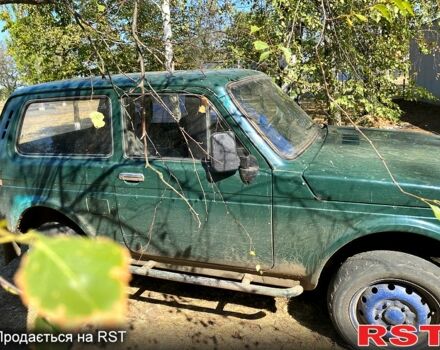 Зелений ВАЗ Нива, об'ємом двигуна 1.5 л та пробігом 0 тис. км за 750 $, фото 1 на Automoto.ua