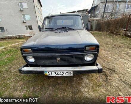 Зеленый ВАЗ Нива, объемом двигателя 1.6 л и пробегом 0 тыс. км за 2000 $, фото 2 на Automoto.ua