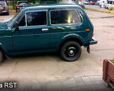 Зеленый ВАЗ Нива, объемом двигателя 1.6 л и пробегом 0 тыс. км за 1800 $, фото 1 на Automoto.ua