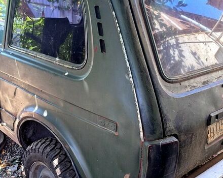 Зелений ВАЗ Нива, об'ємом двигуна 1.6 л та пробігом 200 тис. км за 1200 $, фото 2 на Automoto.ua