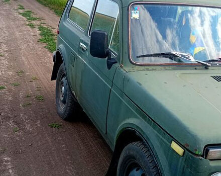 Зеленый ВАЗ Нива, объемом двигателя 1.5 л и пробегом 0 тыс. км за 2250 $, фото 1 на Automoto.ua