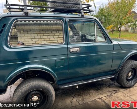 ВАЗ Нива 1986 у Кременчуге на Automoto.ua Зелений ВАЗ Нива, об'ємом двигуна 1.6 л та пробігом 200 тис. км за 2200 $, фото 3 на Automoto.ua