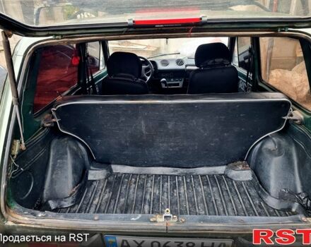 Зеленый ВАЗ Нива, объемом двигателя 1.6 л и пробегом 350 тыс. км за 2200 $, фото 5 на Automoto.ua