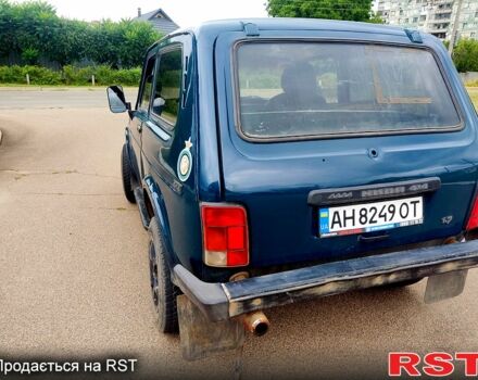 Зеленый ВАЗ Нива, объемом двигателя 1.6 л и пробегом 150 тыс. км за 1600 $, фото 1 на Automoto.ua