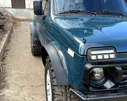 Зелений ВАЗ Нива, об'ємом двигуна 1.6 л та пробігом 111 тис. км за 3300 $, фото 2 на Automoto.ua