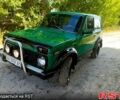 Зелений ВАЗ Нива, об'ємом двигуна 1.7 л та пробігом 300 тис. км за 1499 $, фото 1 на Automoto.ua