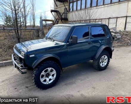 Зелений ВАЗ Нива, об'ємом двигуна 1.6 л та пробігом 111 тис. км за 3300 $, фото 3 на Automoto.ua