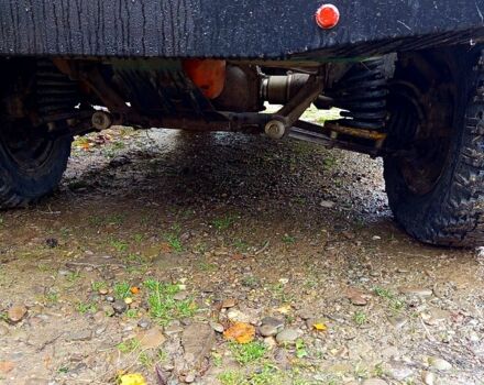 Зеленый ВАЗ Нива, объемом двигателя 1.6 л и пробегом 1 тыс. км за 2400 $, фото 5 на Automoto.ua