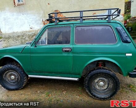 Зеленый ВАЗ Нива, объемом двигателя 1.6 л и пробегом 1 тыс. км за 2400 $, фото 8 на Automoto.ua