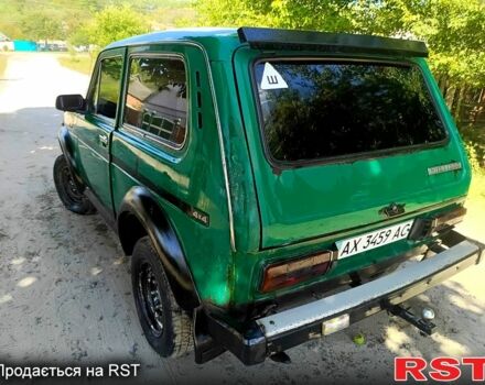 Зелений ВАЗ Нива, об'ємом двигуна 1.7 л та пробігом 300 тис. км за 1499 $, фото 3 на Automoto.ua