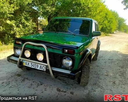Зелений ВАЗ Нива, об'ємом двигуна 1.7 л та пробігом 300 тис. км за 1499 $, фото 4 на Automoto.ua