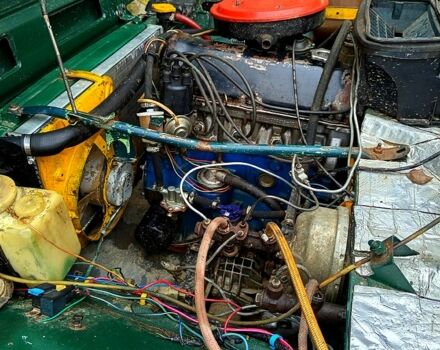 Зеленый ВАЗ Нива, объемом двигателя 1.6 л и пробегом 1 тыс. км за 2400 $, фото 7 на Automoto.ua