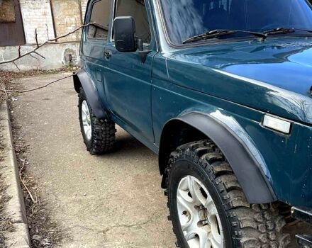 Зелений ВАЗ Нива, об'ємом двигуна 1.6 л та пробігом 111 тис. км за 3300 $, фото 4 на Automoto.ua