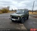 Зеленый ВАЗ Нива, объемом двигателя 1.6 л и пробегом 350 тыс. км за 2200 $, фото 1 на Automoto.ua