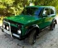 Зелений ВАЗ Нива, об'ємом двигуна 1.7 л та пробігом 300 тис. км за 1499 $, фото 1 на Automoto.ua