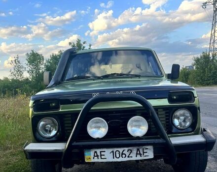 Зеленый ВАЗ Нива, объемом двигателя 1.6 л и пробегом 200 тыс. км за 1550 $, фото 10 на Automoto.ua
