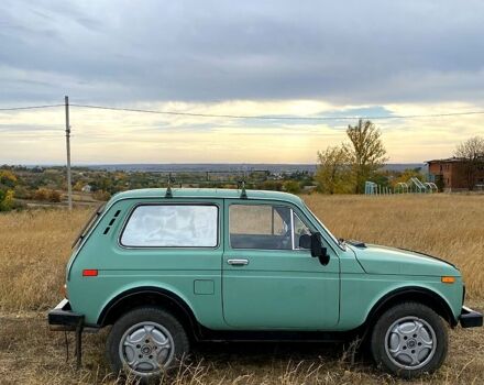 ВАЗ Нива 1989 у Барвенковом на Automoto.ua Зелений ВАЗ Нива, об'ємом двигуна 1.6 л та пробігом 123 тис. км за 3150 $, фото 3 на Automoto.ua