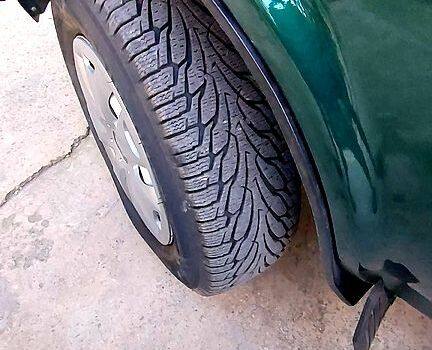 Зелений ВАЗ Нива, об'ємом двигуна 1.6 л та пробігом 50 тис. км за 3500 $, фото 8 на Automoto.ua