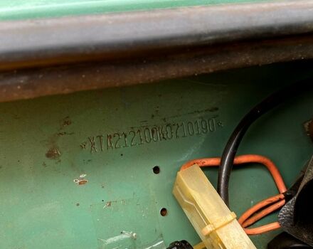 ВАЗ Нива 1989 у Барвенковом на Automoto.ua Зелений ВАЗ Нива, об'ємом двигуна 1.6 л та пробігом 123 тис. км за 3150 $, фото 4 на Automoto.ua