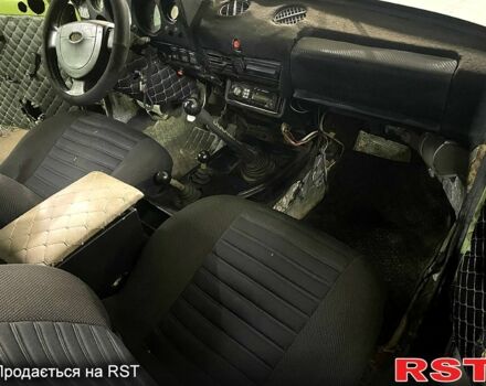 Зеленый ВАЗ Нива, объемом двигателя 1.6 л и пробегом 111 тыс. км за 1200 $, фото 7 на Automoto.ua