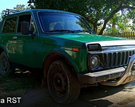 Зелений ВАЗ Нива, об'ємом двигуна 17 л та пробігом 250 тис. км за 2300 $, фото 1 на Automoto.ua
