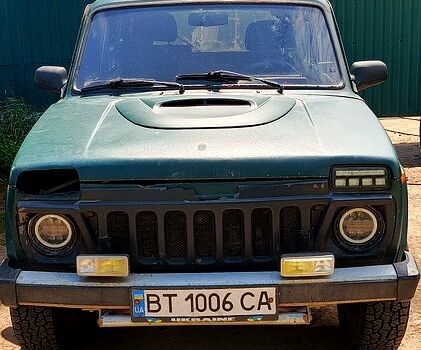 Зеленый ВАЗ Нива, объемом двигателя 1.7 л и пробегом 50 тыс. км за 1650 $, фото 1 на Automoto.ua