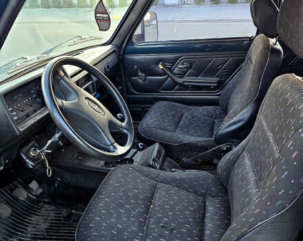 Зеленый ВАЗ Нива, объемом двигателя 1.7 л и пробегом 0 тыс. км за 2400 $, фото 5 на Automoto.ua