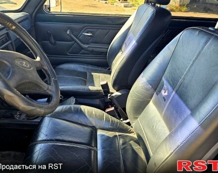 Зеленый ВАЗ Нива, объемом двигателя 1.7 л и пробегом 108 тыс. км за 3000 $, фото 4 на Automoto.ua