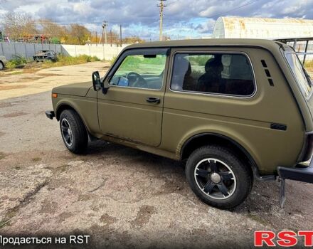 Зеленый ВАЗ Нива, объемом двигателя 1.7 л и пробегом 0 тыс. км за 2800 $, фото 4 на Automoto.ua