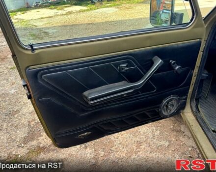 Зеленый ВАЗ Нива, объемом двигателя 1.7 л и пробегом 0 тыс. км за 2800 $, фото 5 на Automoto.ua