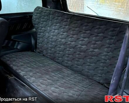 Зелений ВАЗ Нива, об'ємом двигуна 1.7 л та пробігом 300 тис. км за 1500 $, фото 7 на Automoto.ua