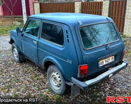 Зелений ВАЗ Нива, об'ємом двигуна 1.7 л та пробігом 300 тис. км за 1500 $, фото 3 на Automoto.ua