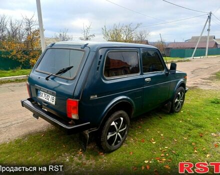 Зеленый ВАЗ Нива, объемом двигателя 1.7 л и пробегом 186 тыс. км за 3000 $, фото 3 на Automoto.ua