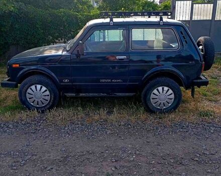 Зеленый ВАЗ Нива, объемом двигателя 1.7 л и пробегом 200 тыс. км за 3500 $, фото 6 на Automoto.ua