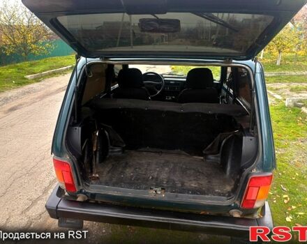 Зеленый ВАЗ Нива, объемом двигателя 1.7 л и пробегом 186 тыс. км за 3000 $, фото 7 на Automoto.ua