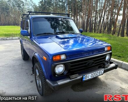 Зеленый ВАЗ Нива, объемом двигателя 1.9 л и пробегом 340 тыс. км за 3500 $, фото 1 на Automoto.ua