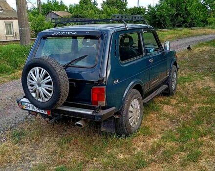 Зеленый ВАЗ Нива, объемом двигателя 1.7 л и пробегом 200 тыс. км за 3500 $, фото 1 на Automoto.ua