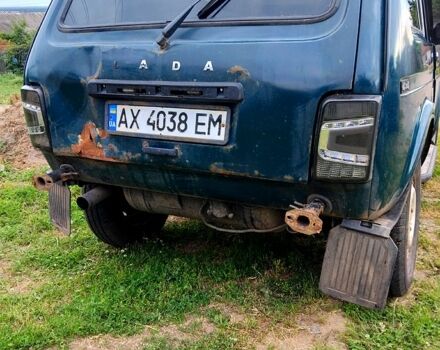 Зелений ВАЗ Нива, об'ємом двигуна 1.7 л та пробігом 180 тис. км за 2300 $, фото 7 на Automoto.ua