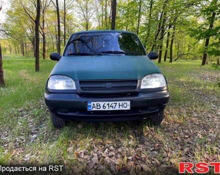 Зелений ВАЗ Нива, об'ємом двигуна 1.7 л та пробігом 435 тис. км за 2760 $, фото 1 на Automoto.ua