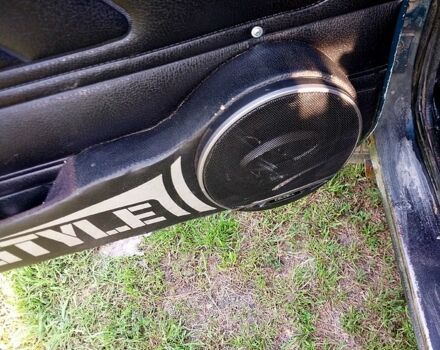 Зеленый ВАЗ Нива, объемом двигателя 1.7 л и пробегом 150 тыс. км за 3000 $, фото 2 на Automoto.ua