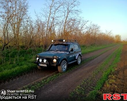 Зеленый ВАЗ Нива, объемом двигателя 1.7 л и пробегом 150 тыс. км за 2700 $, фото 1 на Automoto.ua