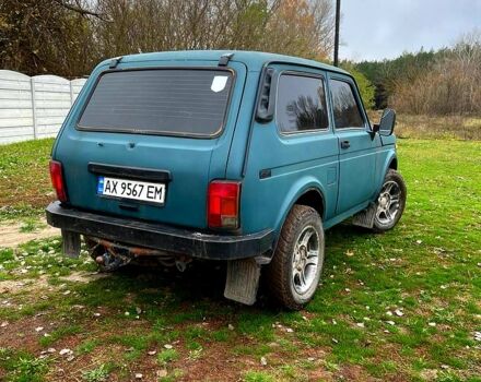 Зеленый ВАЗ Нива, объемом двигателя 1.7 л и пробегом 235 тыс. км за 2700 $, фото 2 на Automoto.ua