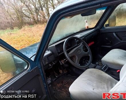 Зеленый ВАЗ Нива, объемом двигателя 1.7 л и пробегом 357 тыс. км за 2600 $, фото 4 на Automoto.ua