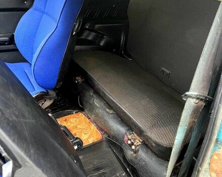 Зеленый ВАЗ Нива, объемом двигателя 1.7 л и пробегом 235 тыс. км за 2700 $, фото 7 на Automoto.ua