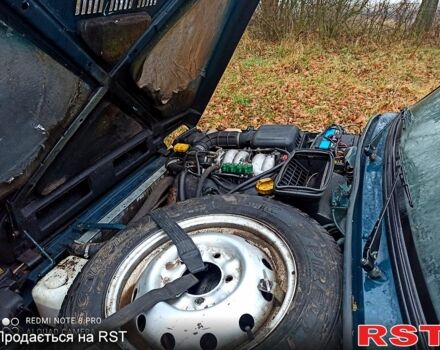 Зеленый ВАЗ Нива, объемом двигателя 1.7 л и пробегом 357 тыс. км за 2600 $, фото 1 на Automoto.ua