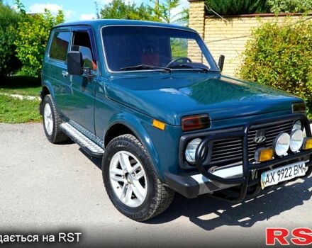 Зеленый ВАЗ Нива, объемом двигателя 1.7 л и пробегом 147 тыс. км за 3999 $, фото 5 на Automoto.ua
