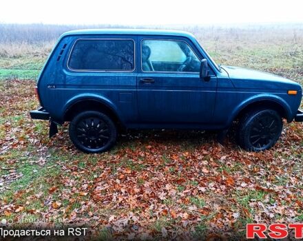 Зеленый ВАЗ Нива, объемом двигателя 1.7 л и пробегом 357 тыс. км за 2600 $, фото 7 на Automoto.ua
