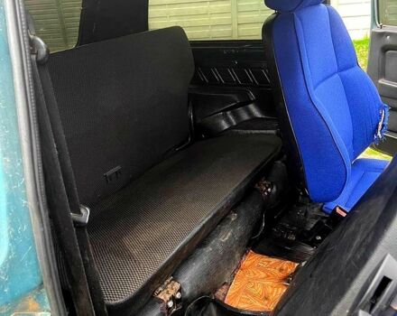 Зеленый ВАЗ Нива, объемом двигателя 1.7 л и пробегом 235 тыс. км за 2700 $, фото 9 на Automoto.ua